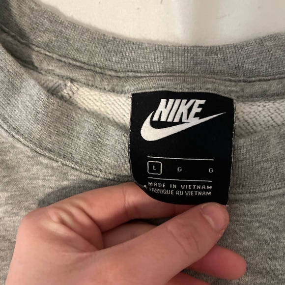 nike sweatshirt - Picture 6 of 6